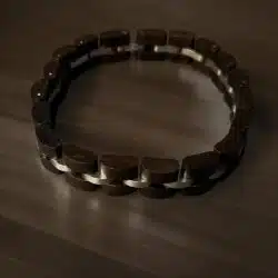 إسورة خشبية